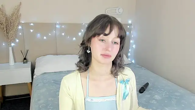 adelesilvy - AdeleSilvy's free webcam - UK Sex Cams