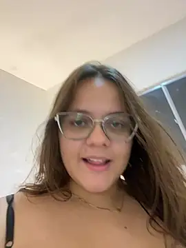Laryssinha_69 webcam