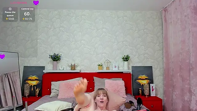 Watch KattyPeachX live on EroticFlix - High definition streams
