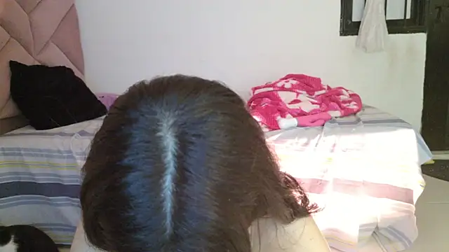 eva_sin18 live sex cam