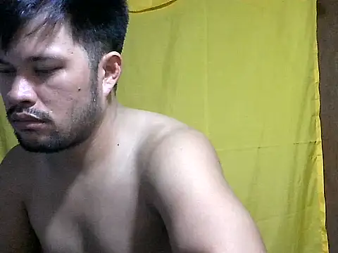 HairyHottestpinoyHandsome webcam