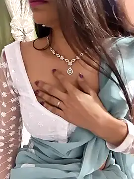 Shalu_G webcam