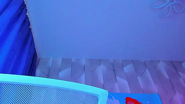 Alanna_Pow webcam