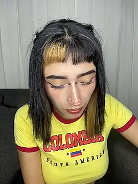 baby_akuma webcam