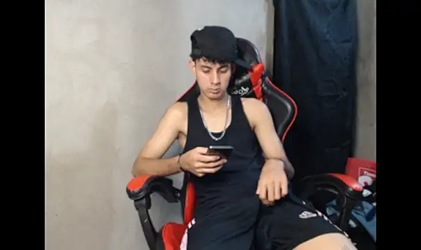Garu_hot19 webcam