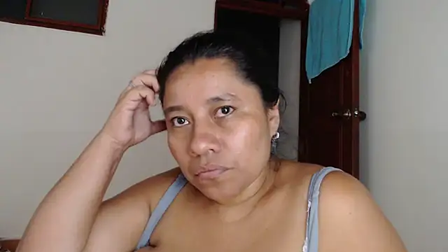 adrixxx38 webcam