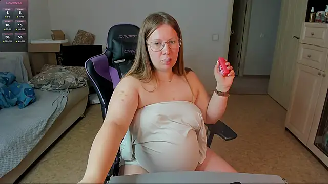 stella_vestal webcam