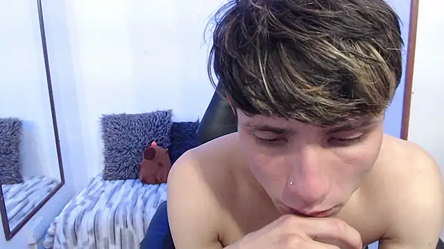 Yao_23 webcam