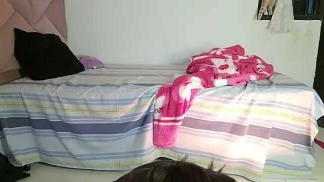 eva_sin18 (F young) - double penetration