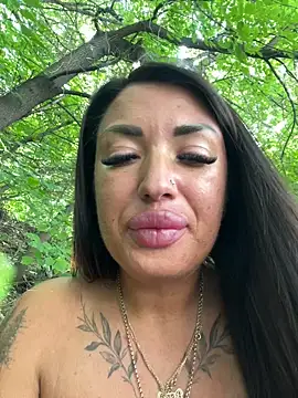 RuslanaXX webcam