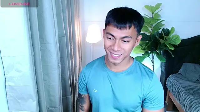 PinooyMilker webcam