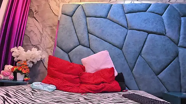 JulietaDiamond webcam