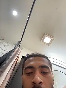 Mellyj053 webcam