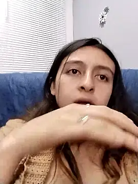 Lala_fluffy webcam