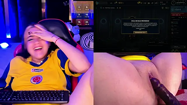 Sayreth_ webcam