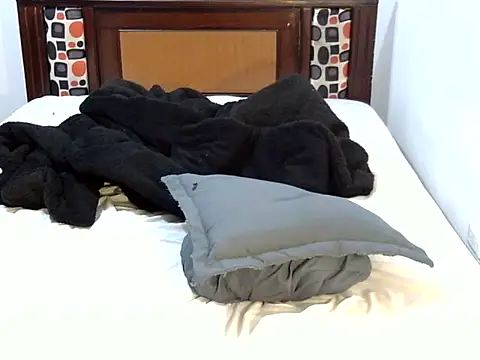 Lolacurly69 webcam