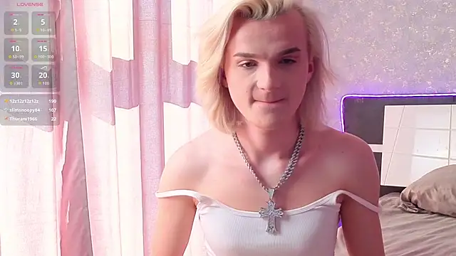 vulgarblondee webcam