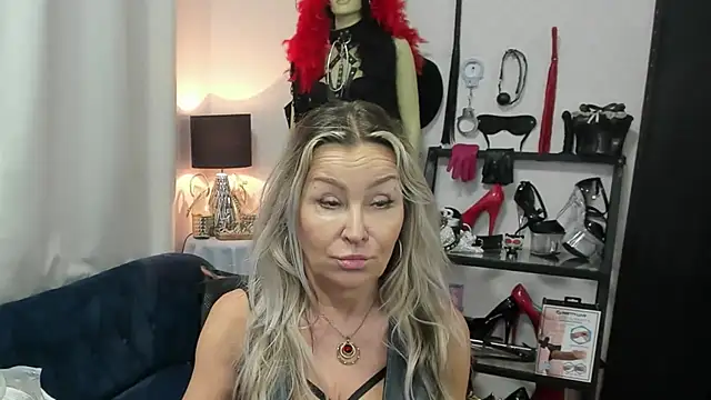 crystaLUX webcam