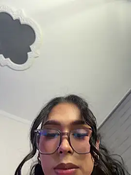 Vyna - Trans webcam sex chat