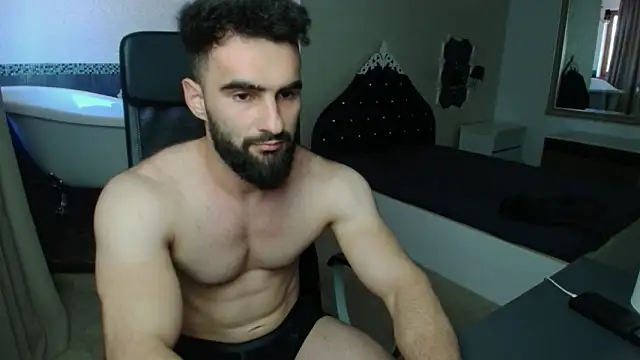 micahlane (M young) - I'm prepairing for bodybuilding contest