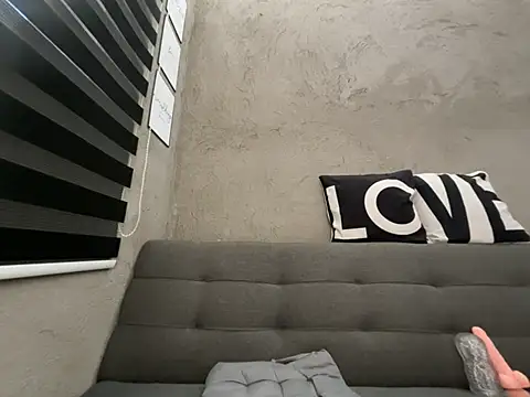 wild_apple69 webcam
