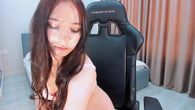 lovelymikky webcam