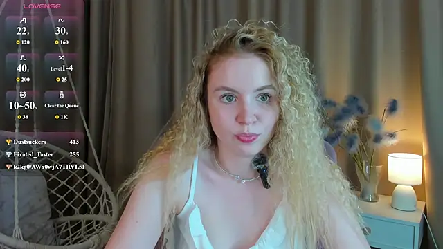 Linda__Bloom webcam