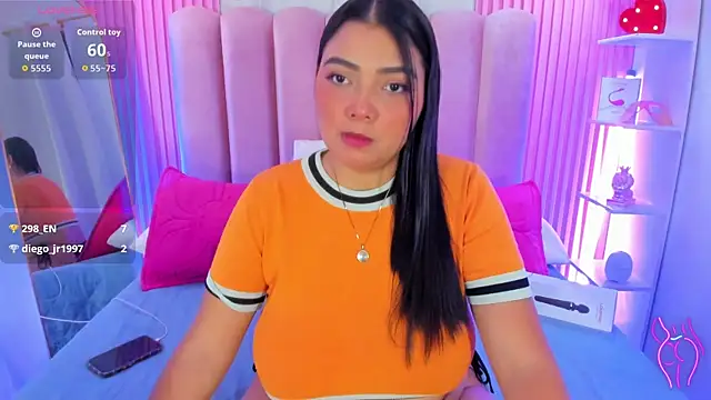 ArianaRougee webcam