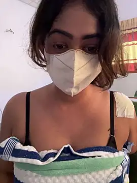 HotQueenSri webcam