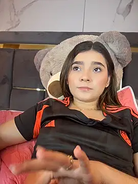 Mia_Rodriguezz_ webcam