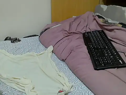pretty_renor webcam