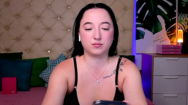 AVA_MAXIMUS webcam