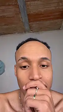 johnny_zhang webcam