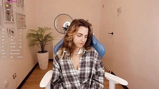 Watch CherryCl0ud live on EroticFlix - High definition streams
