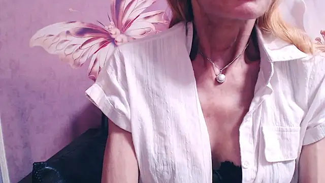 Watch BlondPussy live on EroticFlix - High definition streams