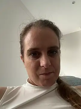 Chantalee webcam