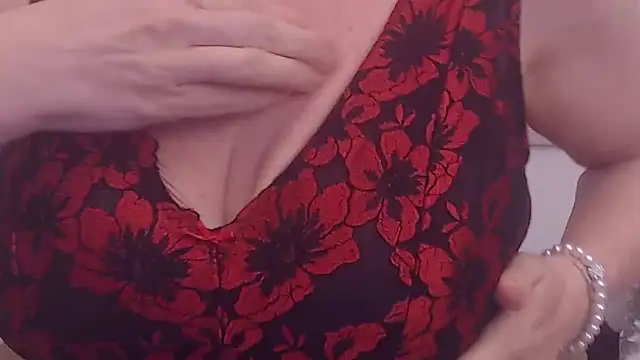 Watch RebeccaNoble live on EroticFlix - High definition streams