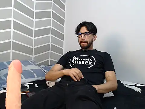 thomass1018 webcam