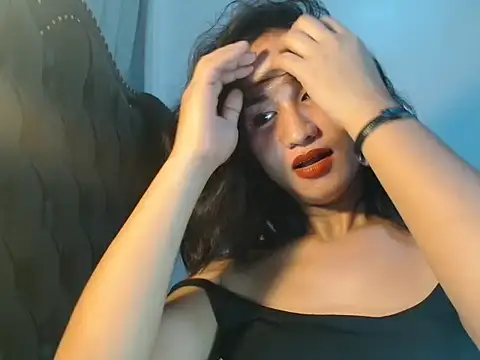 lava_lux live cam on StripChat