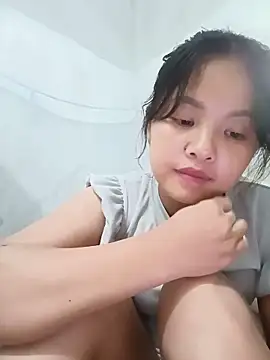Pretty-haert live sex cam