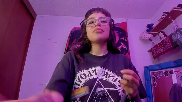 Lucyfx666 webcam