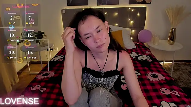Emily_Strikeee webcam