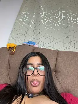 virginbrunette99 webcam