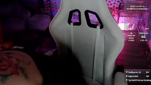 BellaStar84 webcam