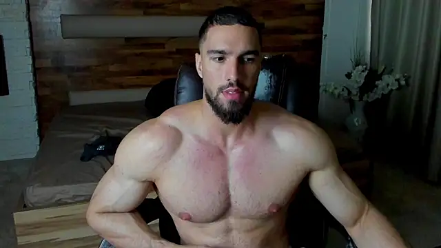 IvanHydee live Stripchat room
