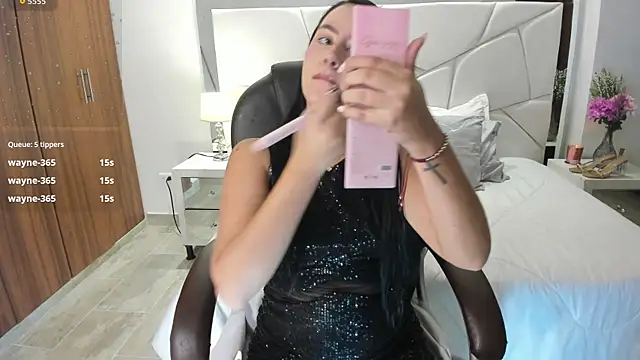 Natasha_Kiim_ webcam