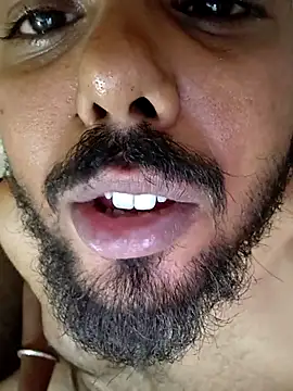 Sexyboyforyou33 webcam