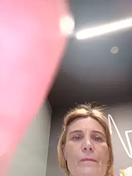 Kriss-Miss-Kiss webcam