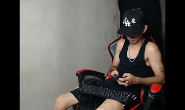 Garu_hot19 webcam
