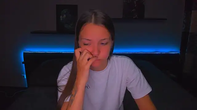 AlexaBarkley webcam